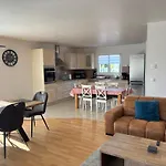 La Cle Des Champs Maison Plain Pied Lumineuse Bien Equipee, Sejour Spacieux, Belle Terrasse Amenagee, Garage, Grand Jardin Clos, Parking, Pres De Bayeux Et Omaha Beach, Chiens Bienvenus