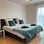 La Cle Des Champs Maison Plain Pied Lumineuse Bien Equipee, Sejour Spacieux, Belle Terrasse Amenagee, Garage, Grand Jardin Clos, Parking, Pres De Bayeux Et Omaha Beach, Chiens Bienvenus * Tour-en-Bessin