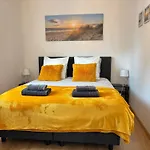 La Cle Des Champs Maison Plain Pied Lumineuse Bien Equipee, Sejour Spacieux, Belle Terrasse Amenagee, Garage, Grand Jardin Clos, Parking, Pres De Bayeux Et Omaha Beach, Chiens Bienvenus