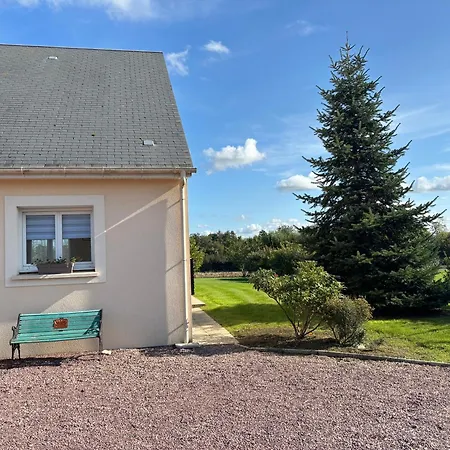 別荘 La Cle Des Champs Maison Plain Pied Lumineuse Bien Equipee, Sejour Spacieux, Belle Terrasse Amenagee, Garage, Grand Jardin Clos, Parking, Pres De Bayeux Et Omaha Beach, Chiens Bienvenus *