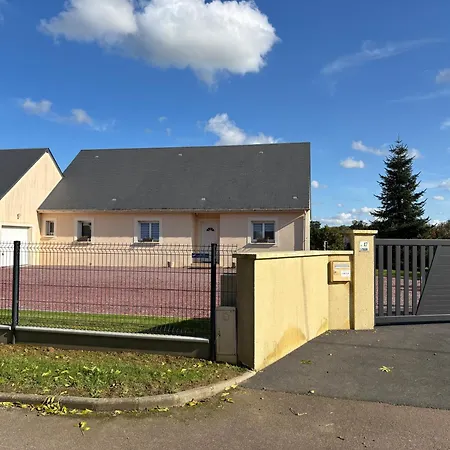 別荘 La Cle Des Champs Maison Plain Pied Lumineuse Bien Equipee, Sejour Spacieux, Belle Terrasse Amenagee, Garage, Grand Jardin Clos, Parking, Pres De Bayeux Et Omaha Beach, Chiens Bienvenus