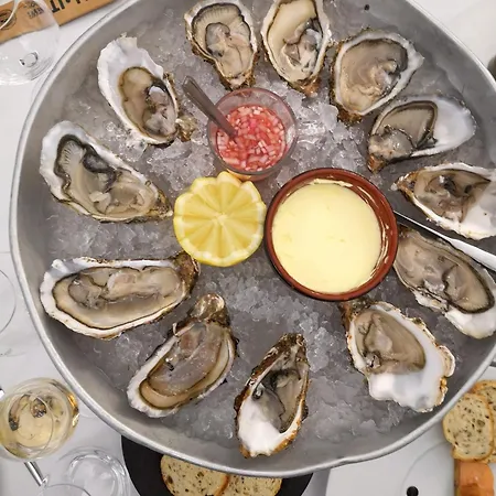 Holiday home La Cle Des Champs Maison Plain Pied Spacieuse Lumineuse Bien Equipee, 3 Spacieuse, Belle Terrasse Amenagee, Garage, Grand Jardin Clos, Parking, Pres De Bayeux Et Omaha Beach, Chiens Bienvenus