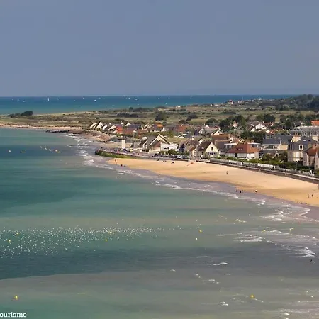 La Clé Des Champs Maison Plain Pied Spacieuse Lumineuse Bien équipée, 3 Spacieuse, Belle Terrasse Aménagée, Garage, Grand Jardin Clos, Parking, Près De Bayeux Et Omaha Beach, Chiens Bienvenus Сasa de vacaciones
