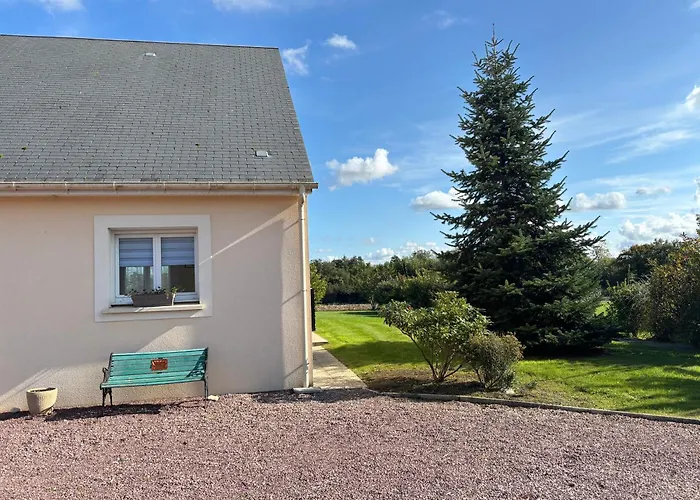 Holiday home La Cle Des Champs Maison Plain Pied Lumineuse Bien Equipee, Sejour Spacieux, Belle Terrasse Amenagee, Garage, Grand Jardin Clos, Parking, Pres De Bayeux Et Omaha Beach, Chiens Bienvenus *