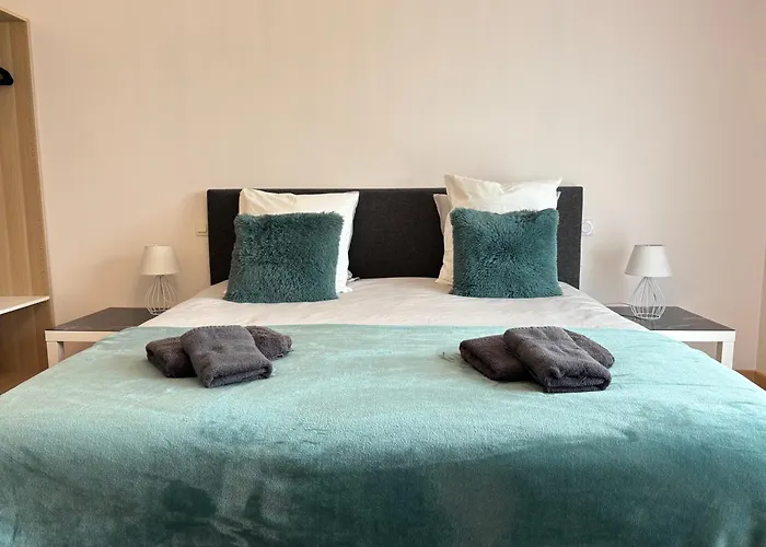 La Cle Des Champs Maison Plain Pied Lumineuse Bien Equipee, Sejour Spacieux, Belle Terrasse Amenagee, Garage, Grand Jardin Clos, Parking, Pres De Bayeux Et Omaha Beach, Chiens Bienvenus Σπίτι διακοπών Tour-en-Bessin