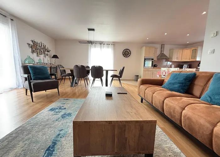 La Clé Des Champs Maison Plain Pied Spacieuse Lumineuse Bien équipée, 3 Spacieuse, Belle Terrasse Aménagée, Garage, Grand Jardin Clos, Parking, Près De Bayeux Et Omaha Beach, Chiens Bienvenus *