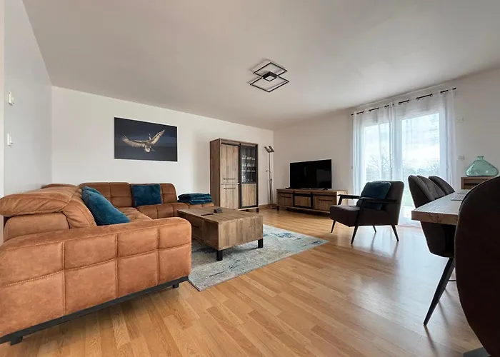 La Cle Des Champs Maison Plain Pied Lumineuse Bien Equipee, Sejour Spacieux, Belle Terrasse Amenagee, Garage, Grand Jardin Clos, Parking, Pres De Bayeux Et Omaha Beach, Chiens Bienvenus *